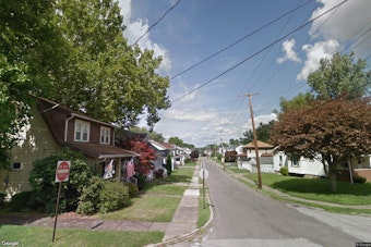 Butler County Fugitive Jumps Off Sharon Roof, Lands in Custody