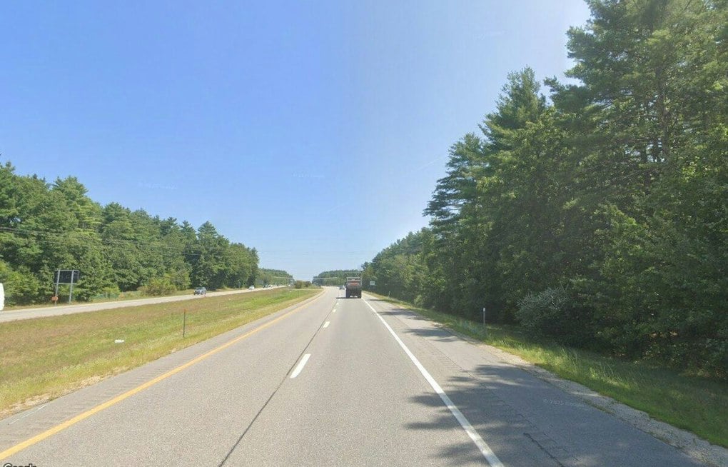 Bystander Helps Free Trapped Driver After Four-Vehicle Crash Snarls I-393 in Concord