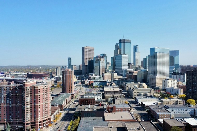 Calm Before the Soaker: Minneapolis Braces for Friday Deluge and Flood Threat