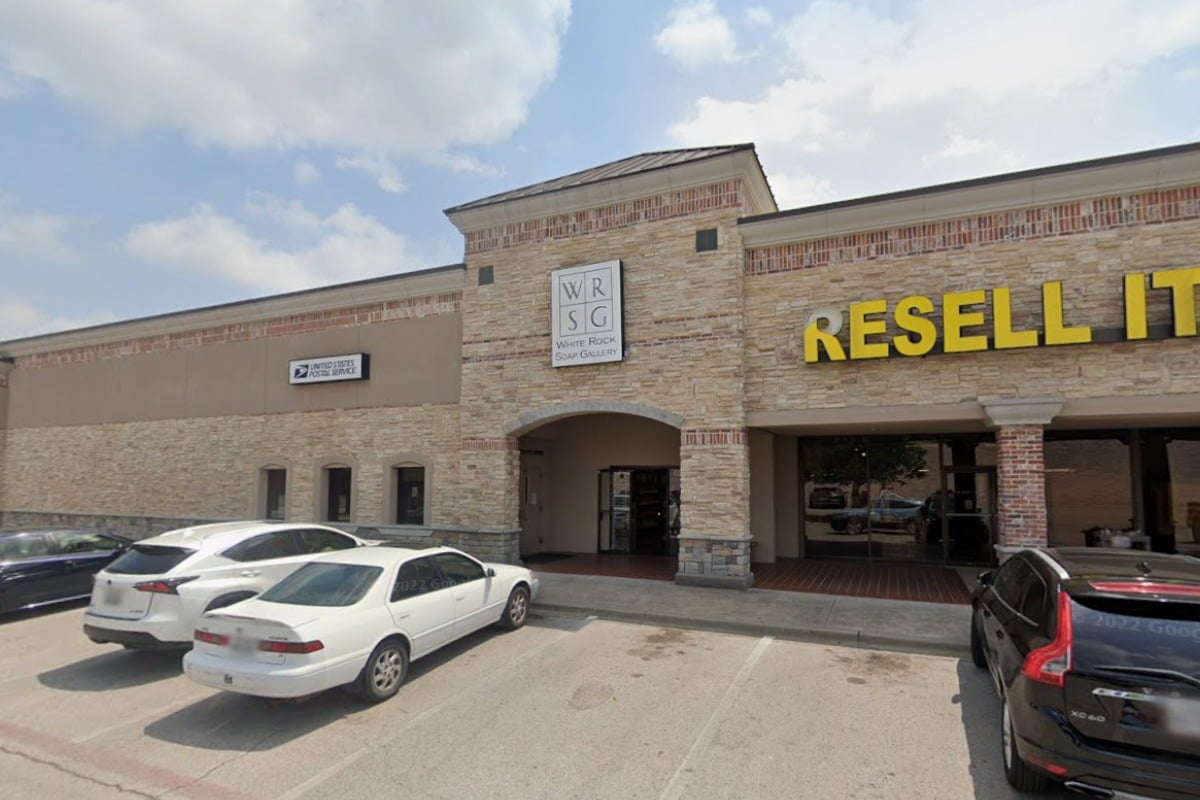 Car Crashes Into Lake Highlands Soap Shop, Owner Reopens Doors Same Day