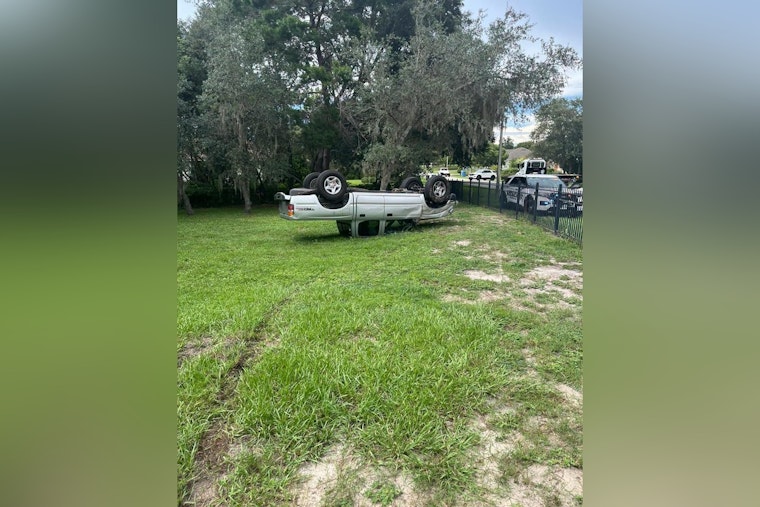 Car Flips Onto Its Roof in Weeki Wachee, Everyone Walks Away Unhurt