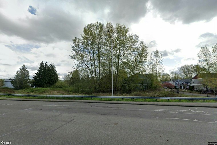 Car Jumps Curb Near Kent School, Hurts Two Kids