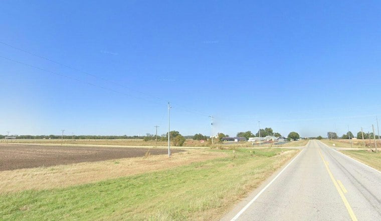 Car Rear-Ends Amish Buggy Near Clarita, Injuring Family of Seven
