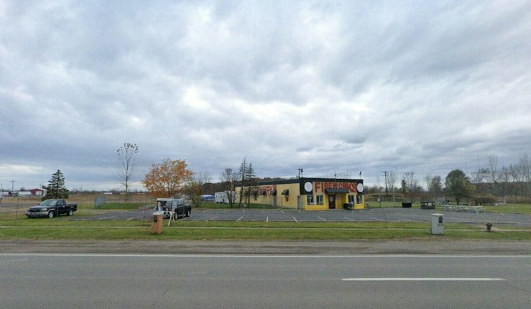 Carleton Burger Spot Fat Stax Goes Dark After Power Cut in Landlord Dispute