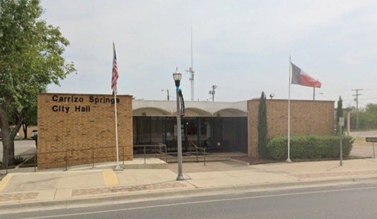 Carrizo Springs Council Ousts City Manager 3-2, Gives No Reason Why