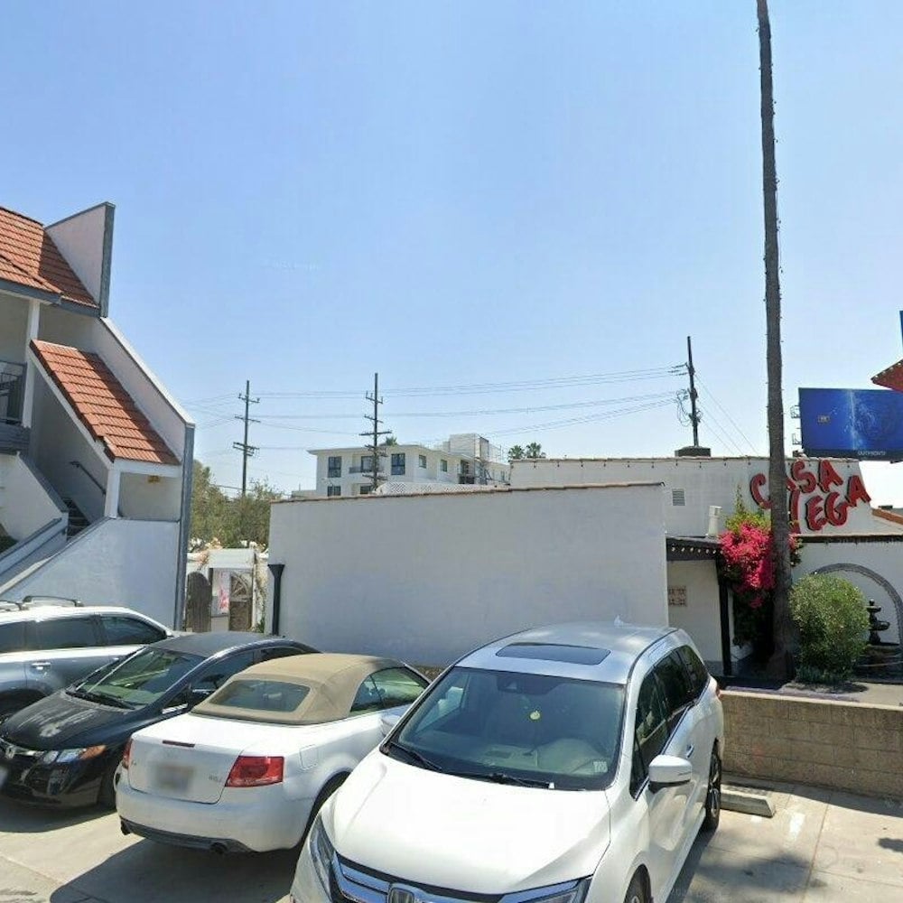 Casa Vega Marks 70 Years in Sherman Oaks With $2.15 Combo Deal