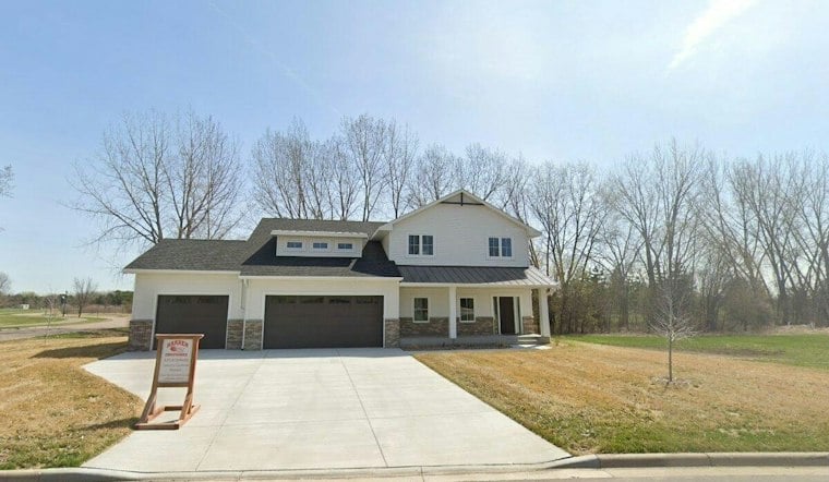 Central Minnesota Builders Open 17 Homes for Free Fall Tour, Golf Simulators Included