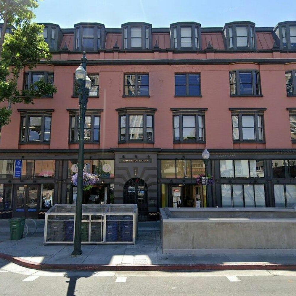 Ceré Tea Pours Into Downtown Berkeley With Ube Matcha and Open Barista Jobs