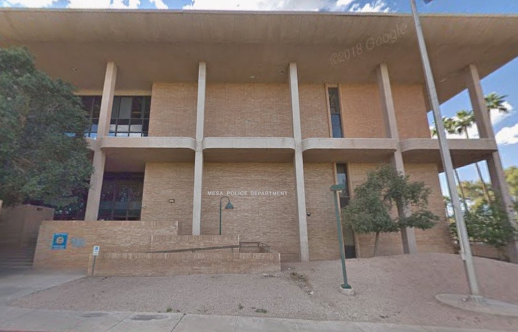 Chandler Man Poses as Mesa Cop for Free Hotel Room, Comes Back for His Bags