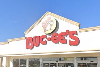 Charlotte County Buc-ee's Plan Splits Neighbors Over Peace River Flood Risk