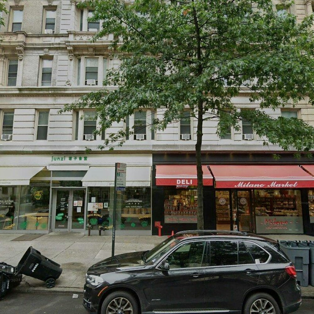 Chef Lucas Sin Turns Beloved Chinatown Diner M Star Cafe Into Lok Kee