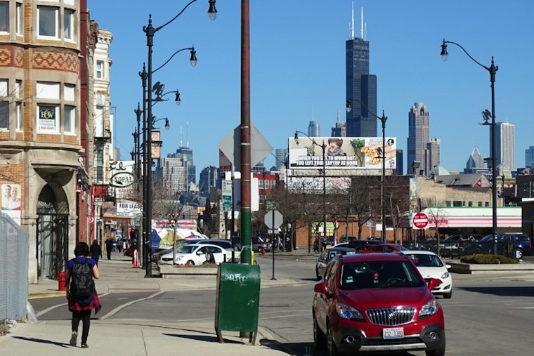 Chicago Man’s ‘I Love You’ Videos Raise a Bigger Question About Kindness and Consent