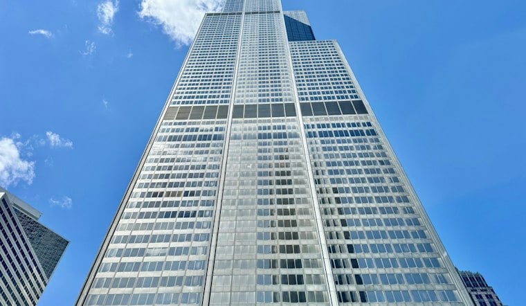 Chicago Police to Climb 105 Flights at Willis Tower for Wounded Officer