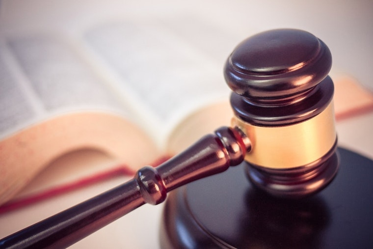 Chicago Postal Worker Accused of Feeding $5M Check Fraud Ring in Twin Cities