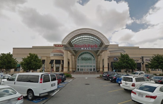 Chicago Trampoline Park Soar N Bounce Set to Fill Old Dick's Space at SouthPark Mall