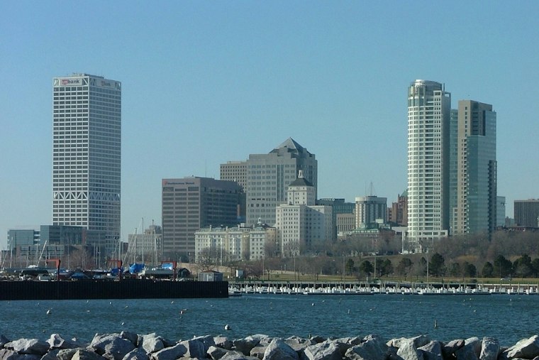 Chilly Milwaukee Morning as Lake Michigan Hurls 7-Foot Waves, Beach Hazards Posted