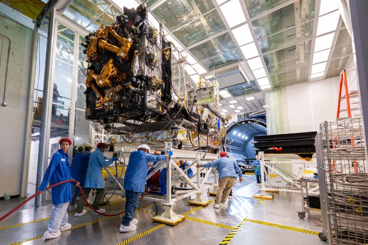 hoodline.com - Kasandra Rattle - D-Robotics Raises $400M for Humanoid Robot Chips