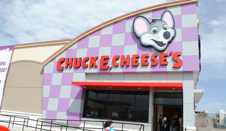 Chuck E. Cheese Ditches Ball Pit Nostalgia for 18,000-Square-Foot Crest Hill Playground