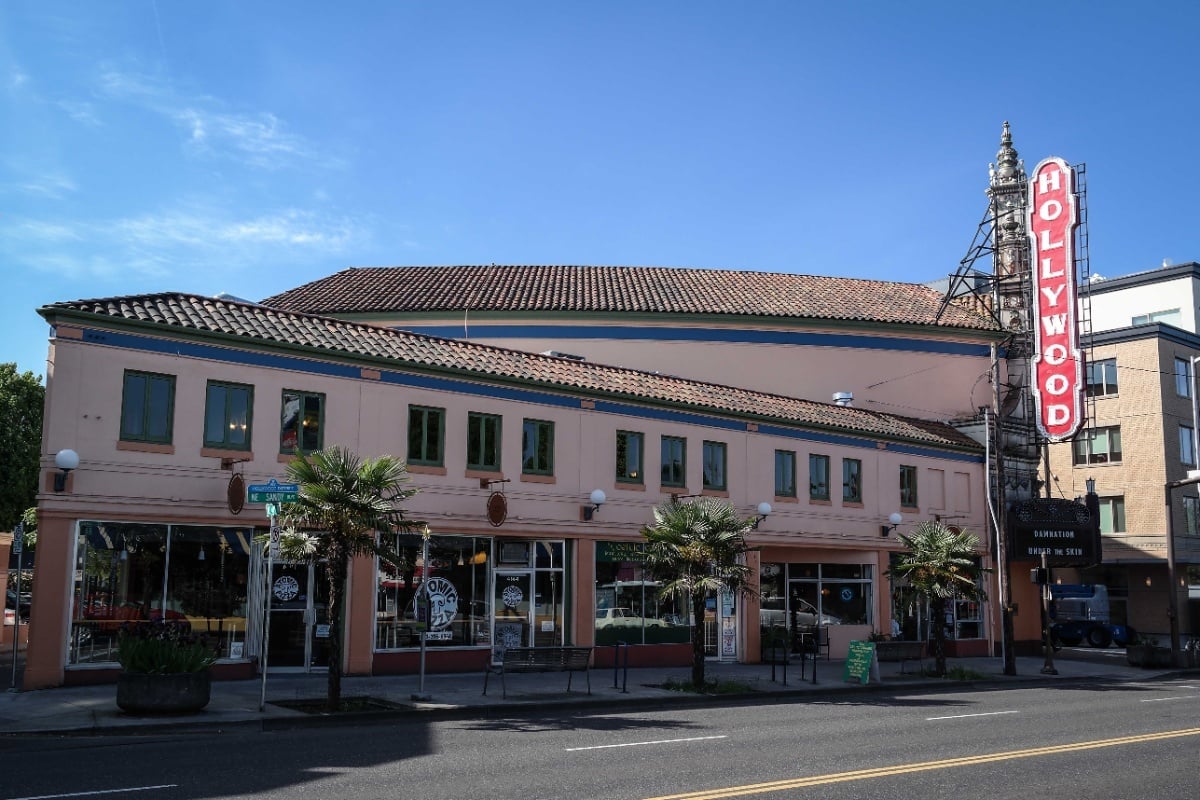 hoodline.com - Amina Rashid - Don Mancini Visits Portland's Hollywood Theatre for Halloween