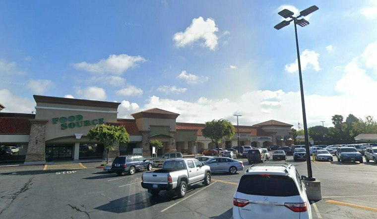 Cielo Supermarket Fills Pittsburg's Empty Grocery Lot After Seven Long Years