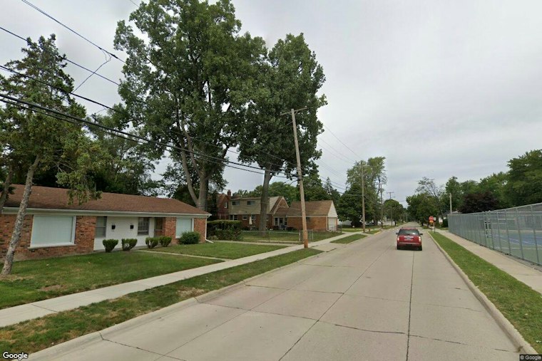 Clawson Driver Allegedly Offered Dad Cash for His Child Near School, Police Say