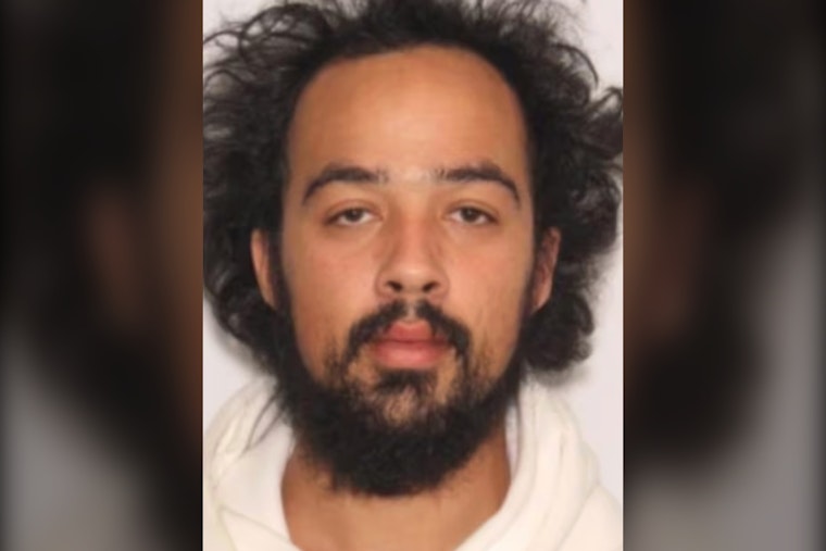 Cleveland-Akron Fugitive Jason Lee Sought on Meth, Gun Trafficking Charges