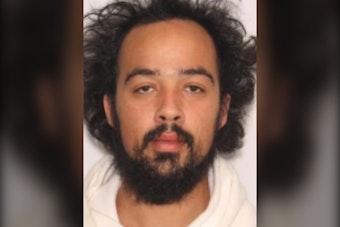 Cleveland-Akron Fugitive Jason Lee Sought on Meth, Gun Trafficking Charges