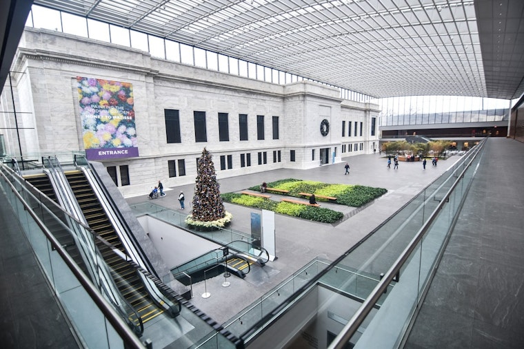 Cleveland Museum of Art Books 80 Shows, From K-Pop Debut to 100 Roaming Saxophonists