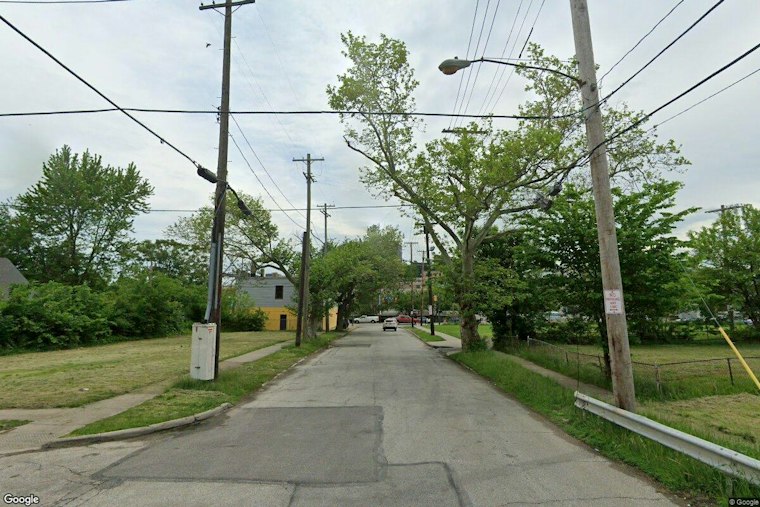 Cleveland Police Search for Missing 15-Year-Old Last Seen Near West 30th