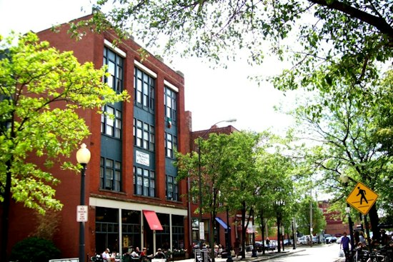 Cleveland Run Clubs Boom as Strangers Find Friends, Dates, Even Marriage