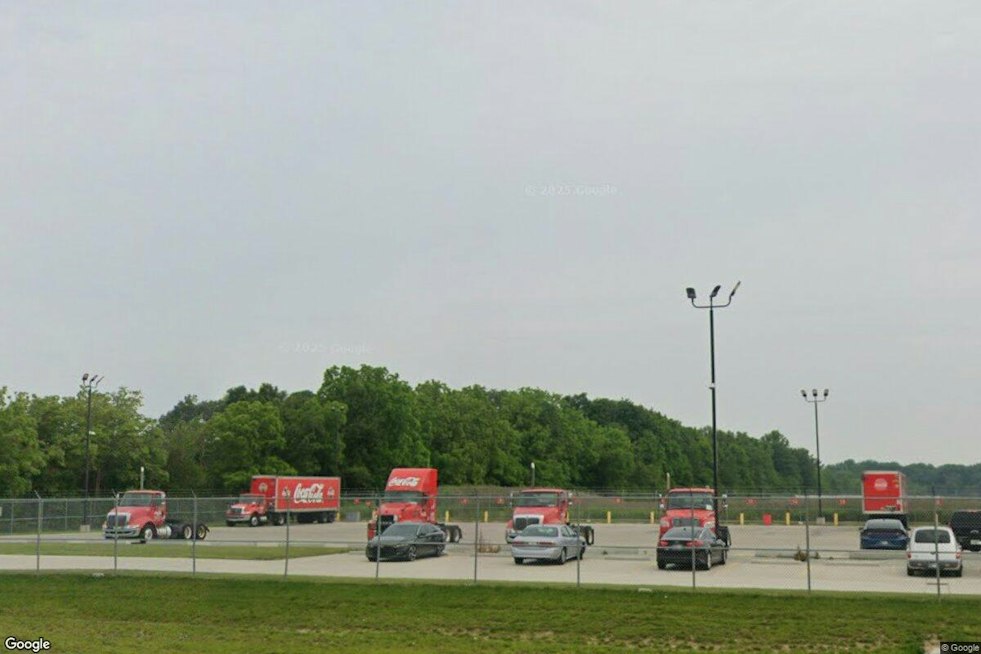 Coca-Cola Strike Spreads to Akron, Toledo, Twinsburg as 300 Teamsters Walk Out