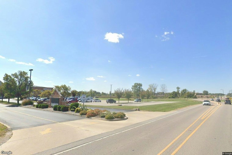 Collinsville Man, 39, Killed in Multivehicle I-270 Crash Near Glen Carbon