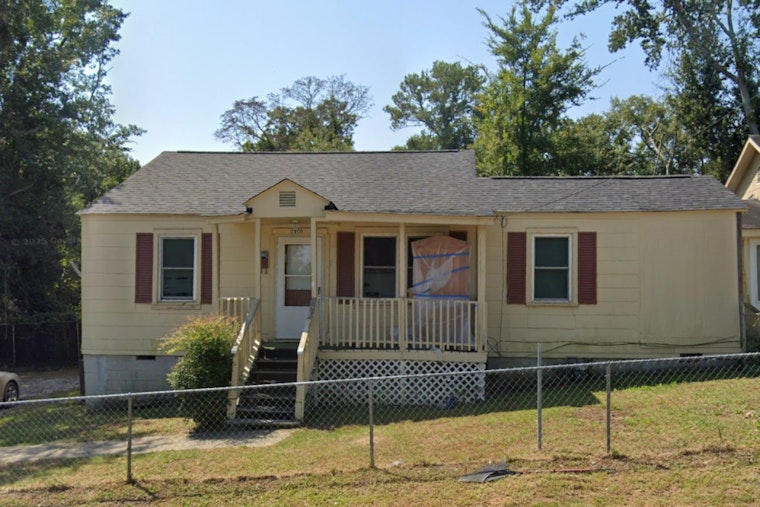 Columbia Hit by Two Overnight Shootings Minutes Apart, One Dead on School House Road