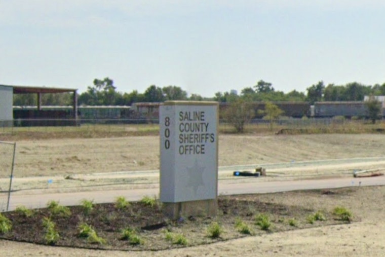 Columbia Man, 66, Killed Walking Eastbound Lane of I-70 in Saline County