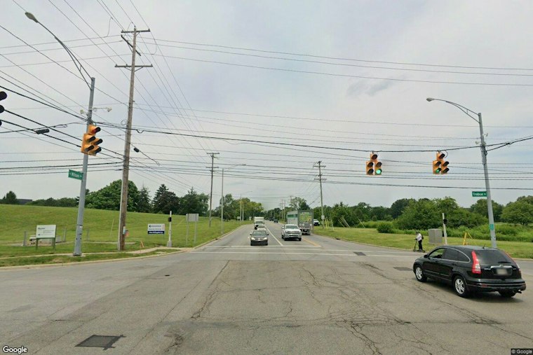Columbus Man Steals Tow Truck Mid-Dispute, Leads Police on 12-Mile Chase to Bank