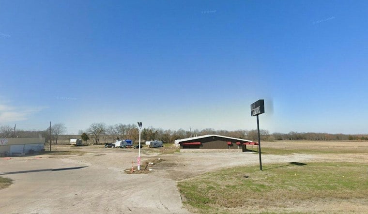Cooper Man Charged With Soliciting a Minor Online
