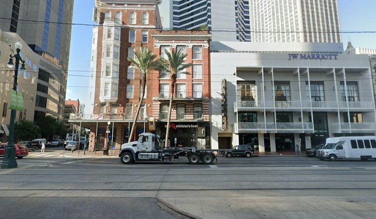 Court Orders Trial Over Who Buys Shuttered Palace Café Building on Canal Street