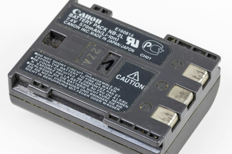 CPSC Recalls 51,000 Recliner Battery Packs After Reports of Smoking, Igniting