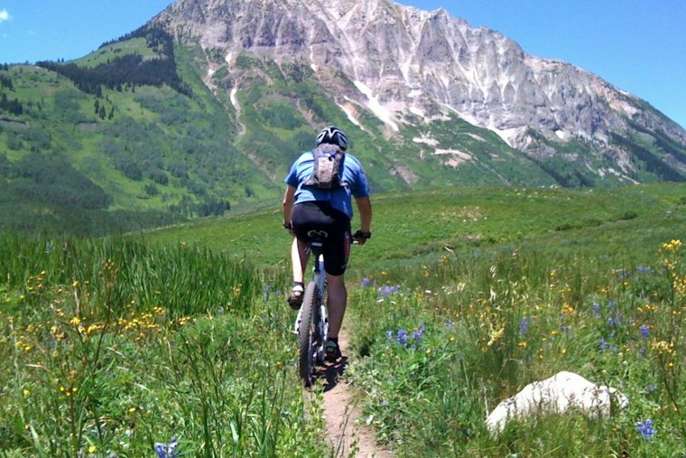 Crested Butte's Pearl Pass Klunker Tour Hits 50, Riders Tackle 12,705-Foot Pass on Vintage Bikes