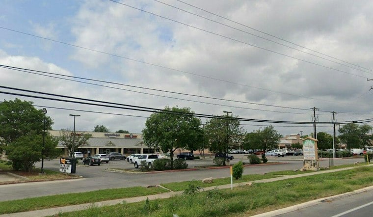 Cult San Antonio Burger Chain Cuarto de Kilo Reopens Bigger on Far West Side