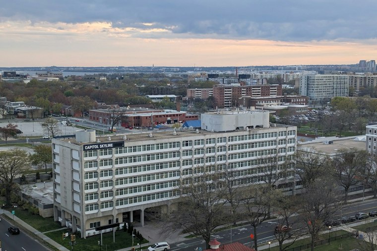 D.C. Ditches Downpours: Cool, Sunny Stretch on Deck