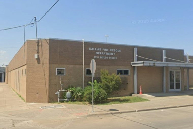 Dallas Paramedic Who Kicked Homeless Man Faces Dec. 7 Trial, City Footed the Bill