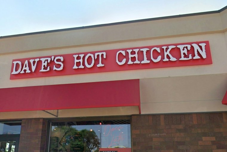 Dave's Hot Chicken Set to Land Near Barnes & Noble in St. Cloud, Now Hiring