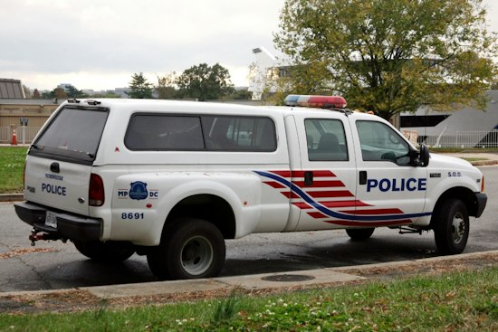 DC Police Hunt Four Persons of Interest After Northeast Shooting Wounds One