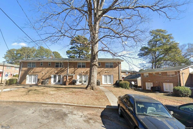 DeKalb Tenants Face Eviction Despite Rent Receipts, Blame Management Chaos