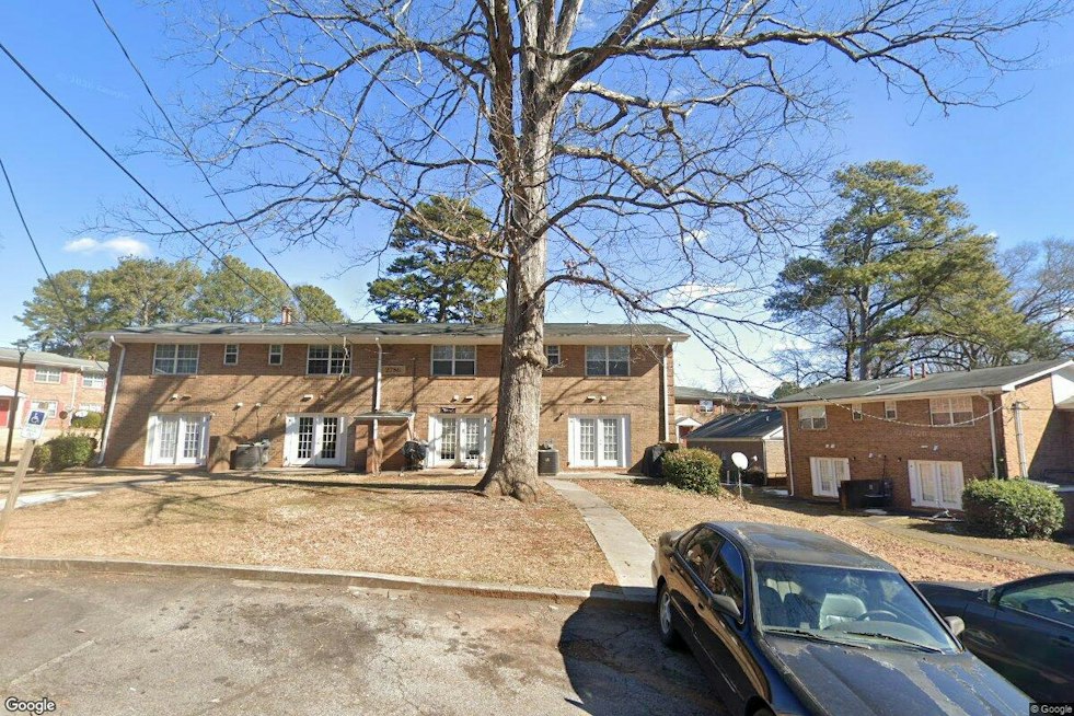 DeKalb Tenants Face Eviction Despite Rent Receipts, Blame Management Chaos