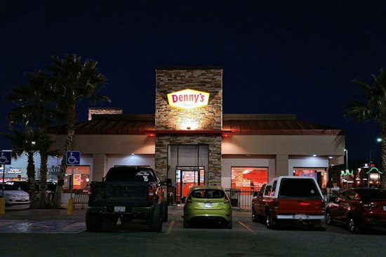 Denny's Franchisee Shuts All Minnesota, Wisconsin Diners, Workers Left Without Pay