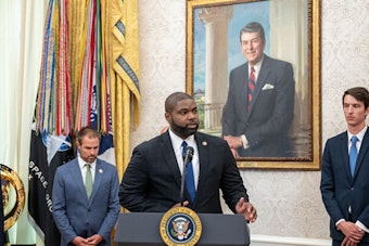 DeSantis Finally Backs Byron Donalds, Ending Yearlong Florida GOP Rift