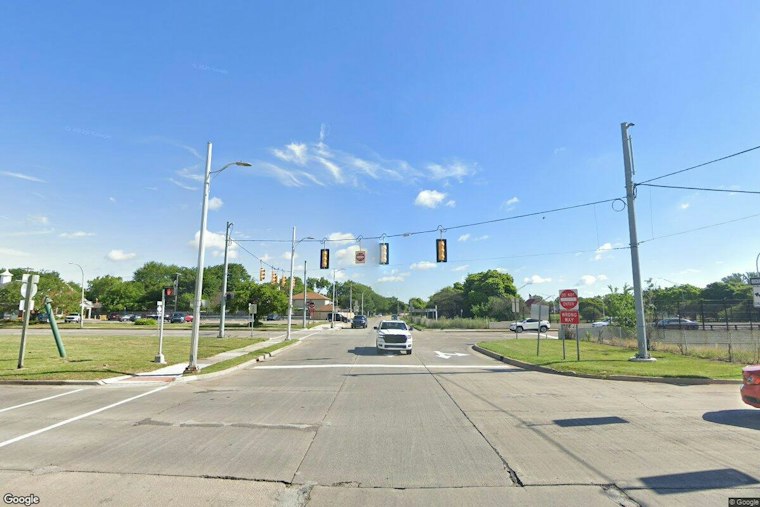 Detroit detective faces OWI, firearm charges after Harper Woods crash