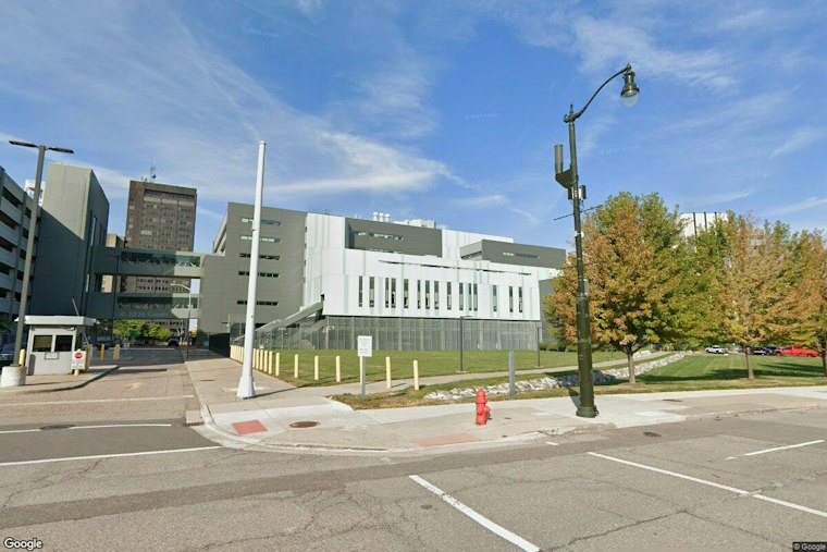 Detroit Fire Dispatcher Charged With Tipping Off Family Before FBI Raid on Turner Street